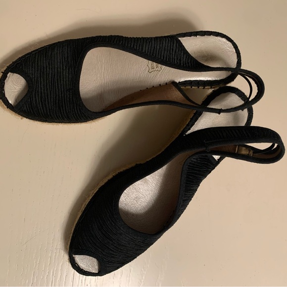 Vera Pelle Shoes - Vera Pelle Black Espadrilles with Elastic Straps and Rounded Peek Toe 6 1/2